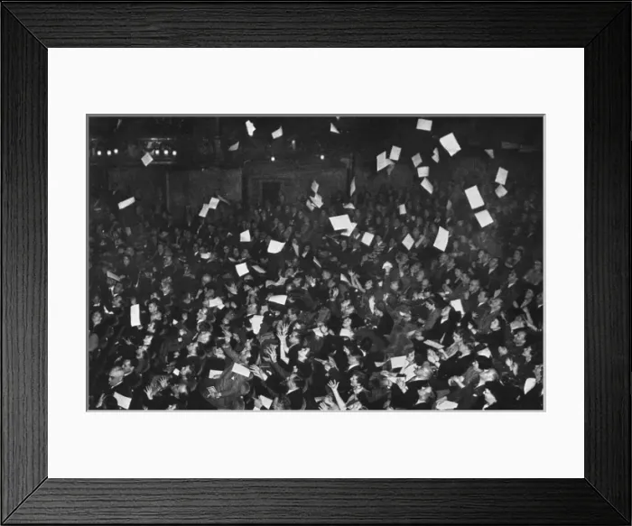 Framed Print : Leaflet Raid at London Theatre, 1939 Framed Print : Leaflet Raid at London Theatre, 1939