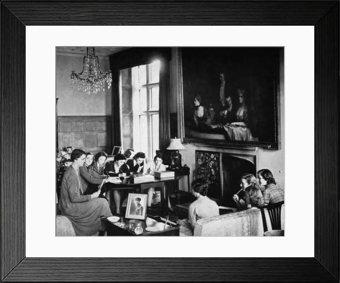 Framed Print : Finishing School for debutantes moves from abroad, 1939 Framed Print : Finishing School for debutantes moves from abroad, 1939
