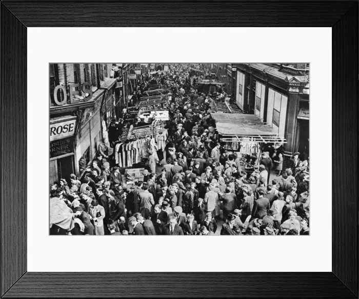 Framed Print : Petticoat Lane Market Framed Print : Petticoat Lane Market