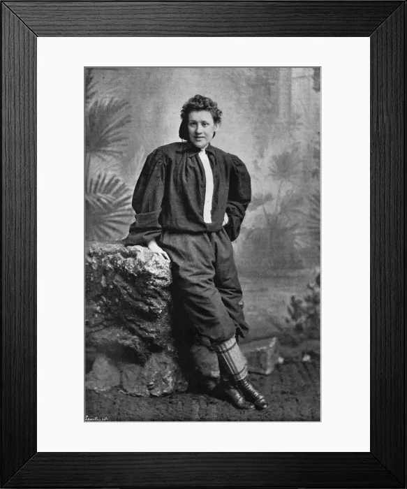 Framed Print : Ladies Football, 1895: Miss Nettie Honeyball Framed Print : Ladies Football, 1895: Miss Nettie Honeyball