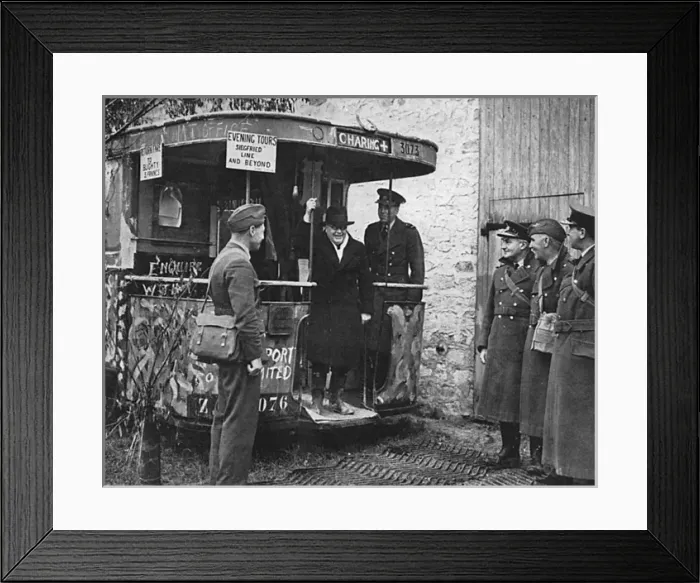 Framed Print : Sir Kingsley Wood visits the RAF in France, 1939