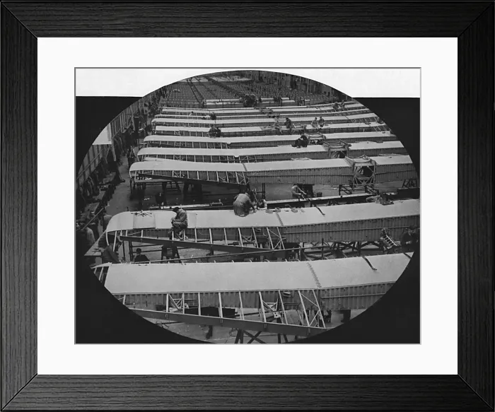 Framed Print : Handley Page bombers in production, WWII Framed Print : Handley Page bombers in production, WWII