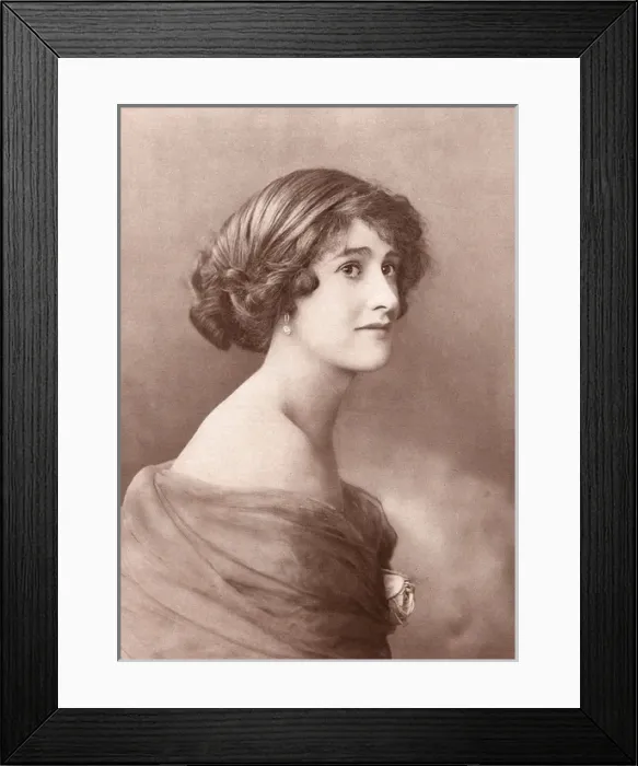 Framed Print : Miss Daisy Markham sues Marquess of Northampton Framed Print : Miss Daisy Markham sues Marquess of Northampton