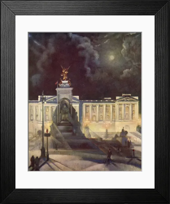 Framed Print : Buckingham Palace floodlit Framed Print : Buckingham Palace floodlit