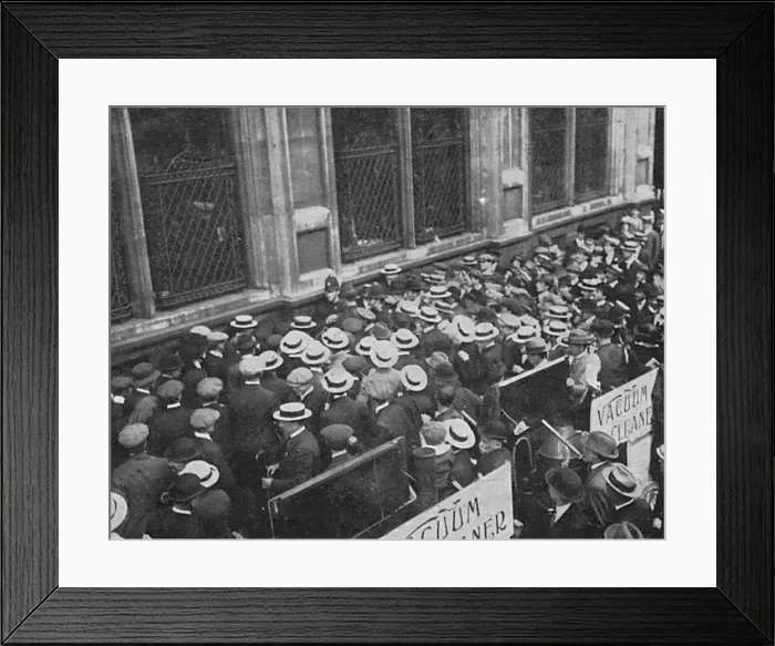 Framed Print : London pre-war tension