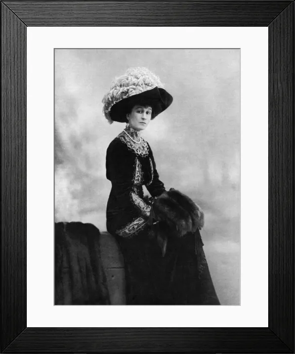 Framed Print : The Duchess of Roxburghe Framed Print : The Duchess of Roxburghe