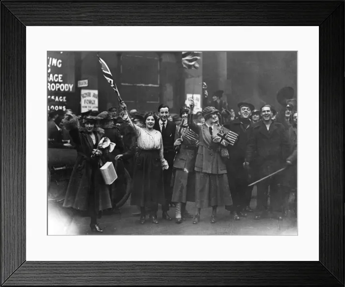 Framed Print : Armistice Day in London 1918