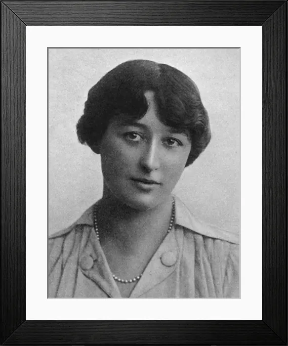 Framed Print : Mrs Gordon Mills Framed Print : Mrs Gordon Mills
