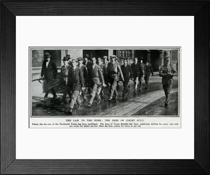 Framed Print : Inns of Court Brigade on the march, WW1 Framed Print : Inns of Court Brigade on the march, WW1