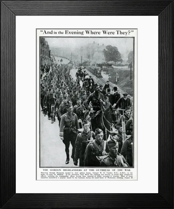 Framed Print : Gordon Highlanders marching through Plymouth, WW1 Framed Print : Gordon Highlanders marching through Plymouth, WW1