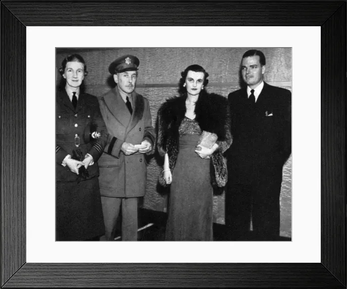Framed Print : Mr and Mrs Charles Sweeny at premiere of Flying Fortress Framed Print : Mr and Mrs Charles Sweeny at premiere of Flying Fortress