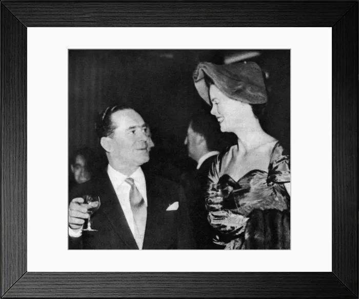 Framed Print : Jo Mattli and Mrs Rosemary Parker at Mansion House Framed Print : Jo Mattli and Mrs Rosemary Parker at Mansion House