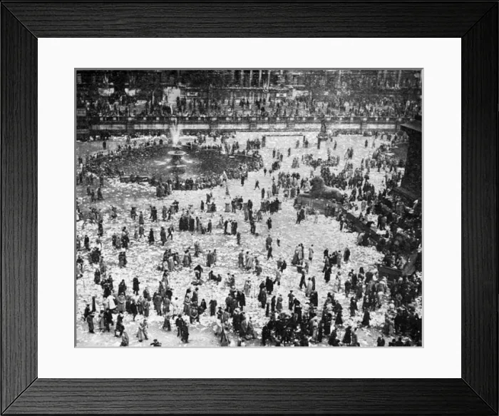 Framed Print : Trafalgar Square after the 1937 Coronation Framed Print : Trafalgar Square after the 1937 Coronation