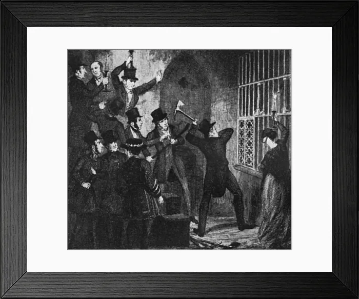Framed Print : Fire in the Tower of London, rescuing the Crown Jewels