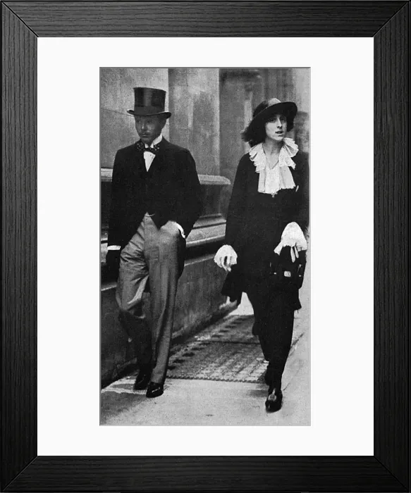 Framed Print : Vita Sackville-West and Harold Nicolson Framed Print : Vita Sackville-West and Harold Nicolson