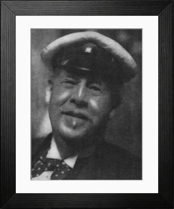 Framed Print : Sir Thomas Lipton (1848 - 1931) Framed Print : Sir Thomas Lipton (1848 - 1931)