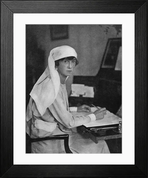 Framed Print : Lady Furness as a war worker Framed Print : Lady Furness as a war worker
