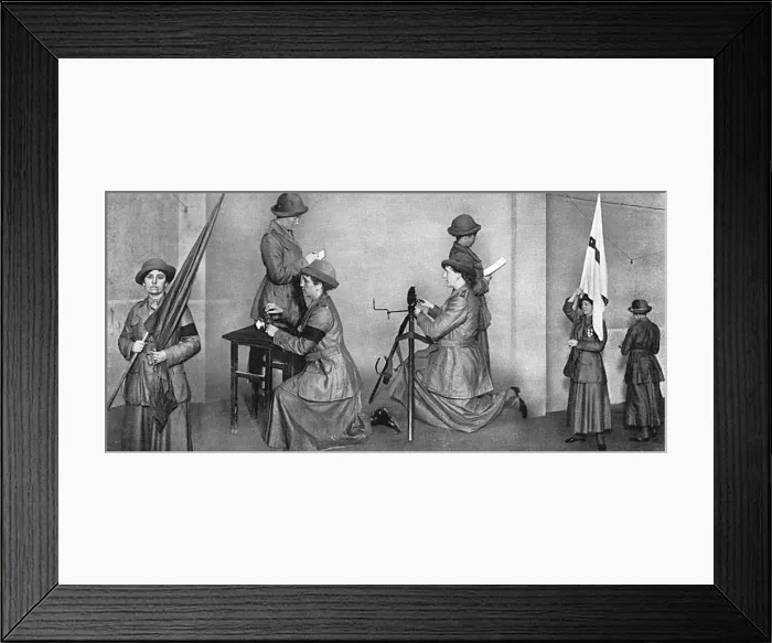 Framed Print : Women Signallers Territorial Corps, WW1 Framed Print : Women Signallers Territorial Corps, WW1