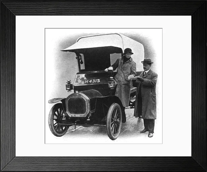 Framed Print : A woman chauffeur, WW1