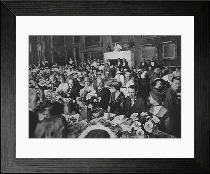 Framed Print : Grosvenor House luncheon in aid of the Three Arts War Fund Framed Print : Grosvenor House luncheon in aid of the Three Arts War Fund