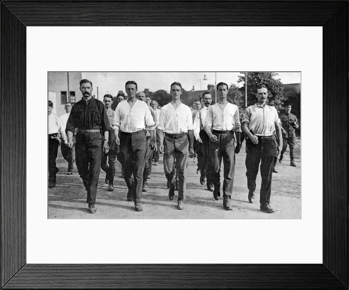 Framed Print : 2nd King Edwards Horse, men of the rank & file on drill gro Framed Print : 2nd King Edwards Horse, men of the rank & file on drill gro