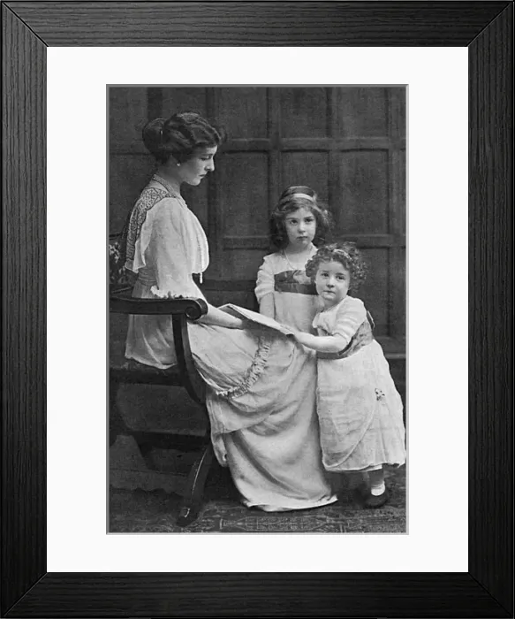 Framed Print : Lady Ingestre and two of her children, WW1 Framed Print : Lady Ingestre and two of her children, WW1