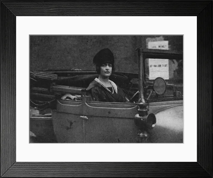 Framed Print : Lady Drogheda in her car, 1917