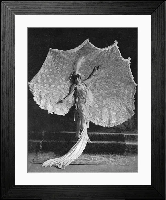 Framed Print : Anna Held in her peacock gown Framed Print : Anna Held in her peacock gown