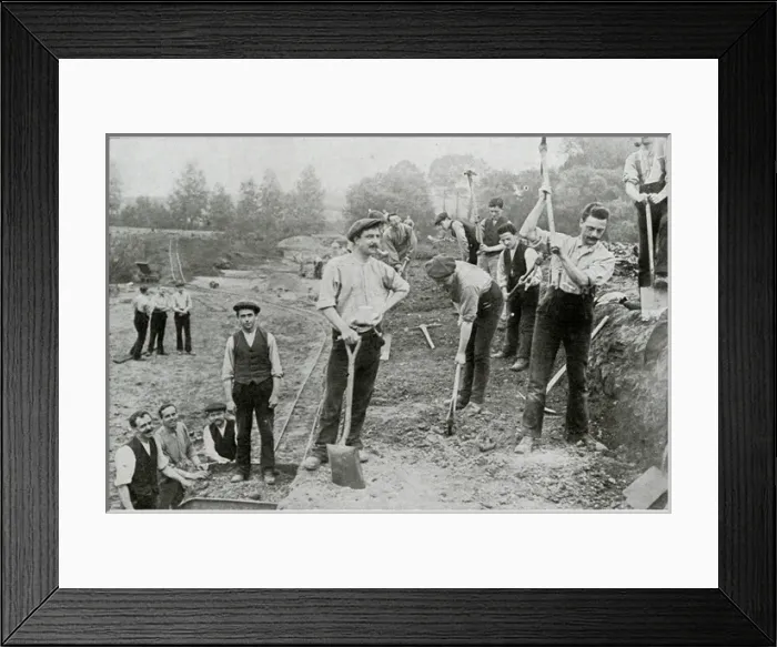 Framed Print : Conscientious Objectors 1916