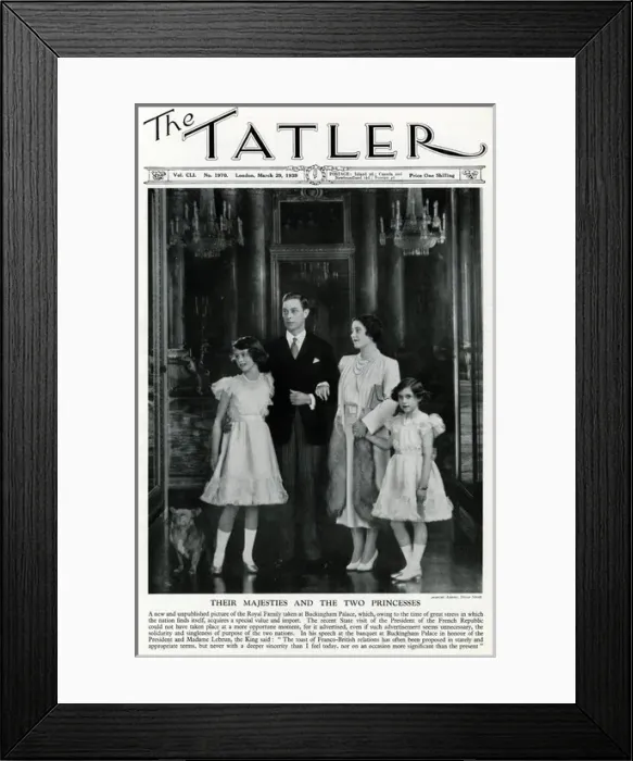 Framed Print : George VI & Queen Elizabeth with daughters Framed Print : George VI & Queen Elizabeth with daughters