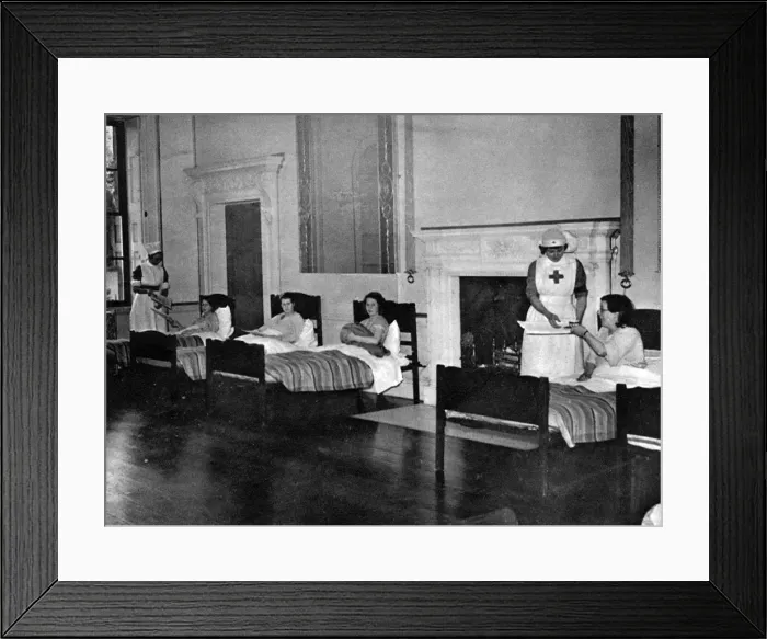 Framed Print : The Shardeloes drawing room as maternity ward during WWII Framed Print : The Shardeloes drawing room as maternity ward during WWII