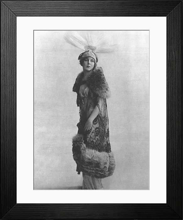 Framed Print : Lady Diana Manners Framed Print : Lady Diana Manners