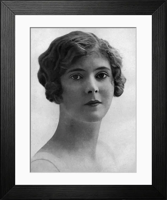 Framed Print : Viscountess Curzon