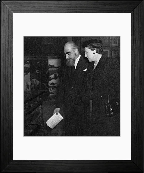 Framed Print : Mr and Mrs Gulbenkian Framed Print : Mr and Mrs Gulbenkian