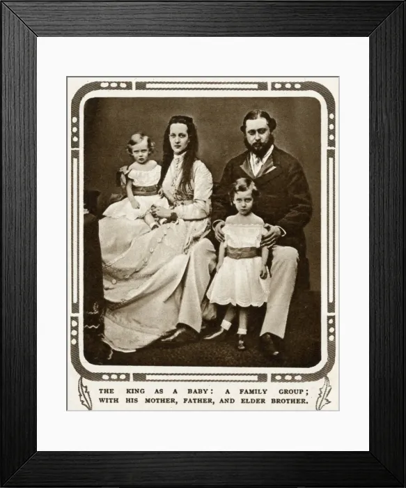 Framed Print : Prince & Princess of Wales with two eldest children Framed Print : Prince & Princess of Wales with two eldest children