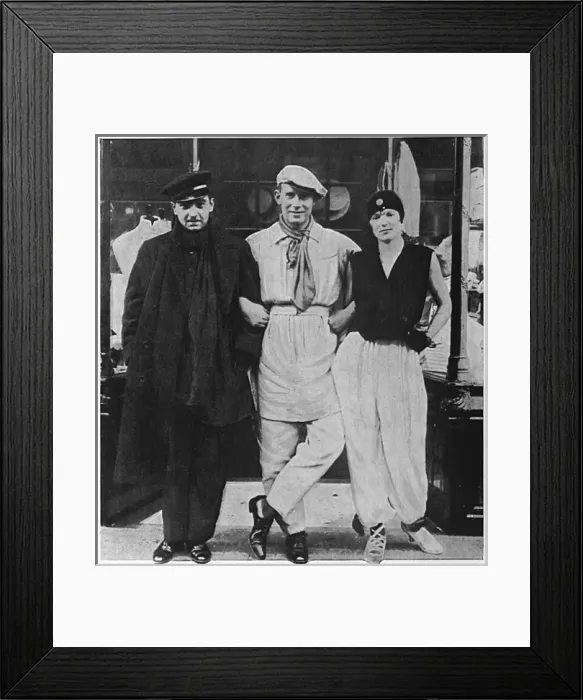 Framed Print : Edward Huskinson, editor of The Tatler magazine Framed Print : Edward Huskinson, editor of The Tatler magazine