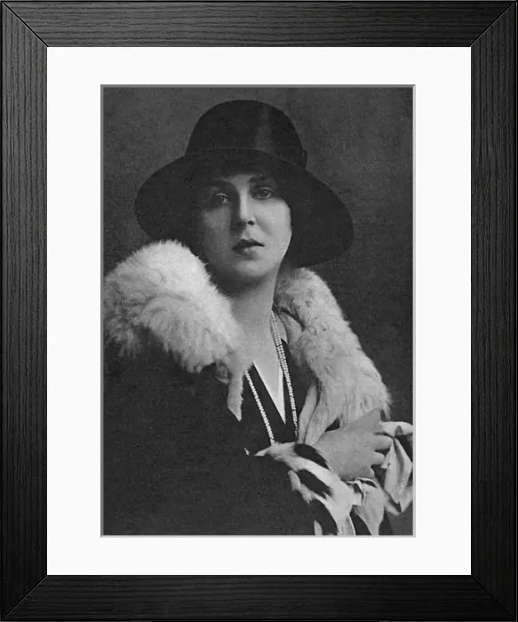 Framed Print : Bystander- Lady Diana Manner Framed Print : Bystander- Lady Diana Manner