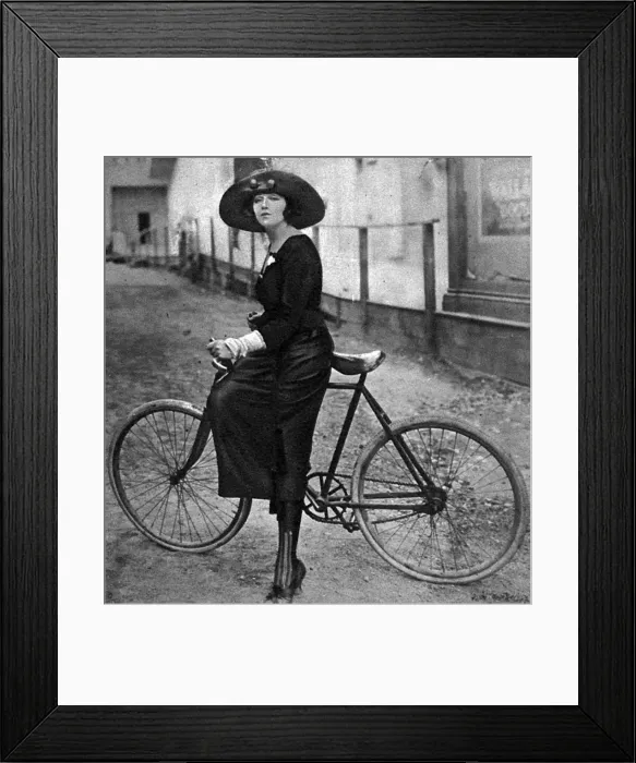 Framed Print : Bebe Daniels Framed Print : Bebe Daniels