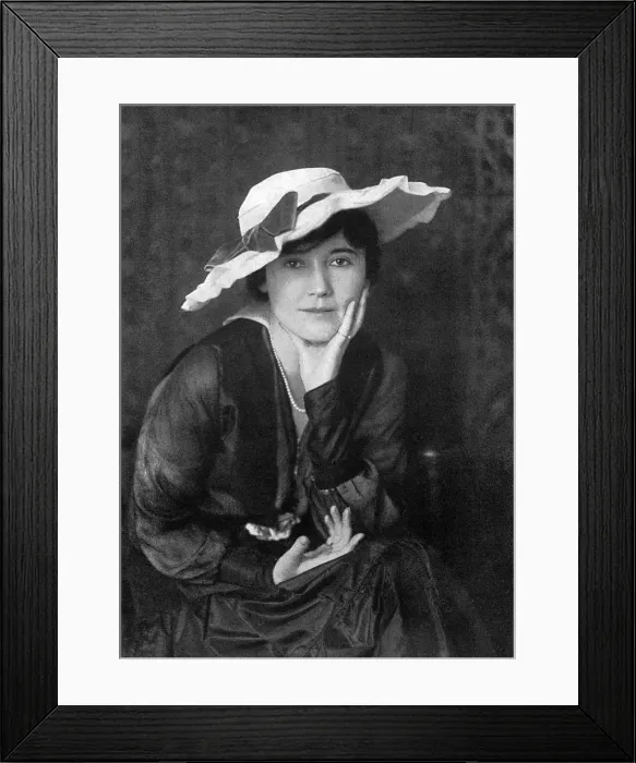 Framed Print : Miss Unity More Framed Print : Miss Unity More