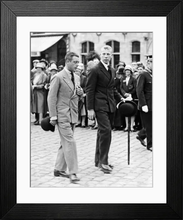 Framed Print : Prince Edward of Wales(future Edward VIII), at the Menin Gate Framed Print : Prince Edward of Wales(future Edward VIII), at the Menin Gate