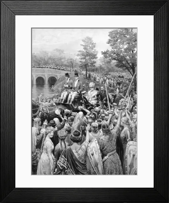 Framed Print : King George V and Queen Mary with crowd