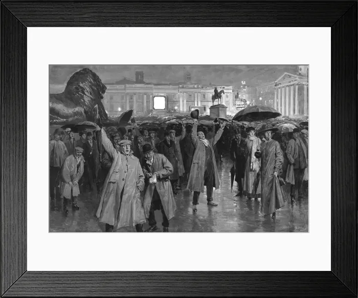 Framed Print : Scene in Trafalgar Square on a rainy winter evening Framed Print : Scene in Trafalgar Square on a rainy winter evening