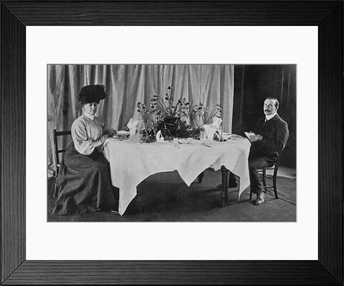Framed Print : Mr Eustace Miles in his restaurant at Charing Cross Framed Print : Mr Eustace Miles in his restaurant at Charing Cross