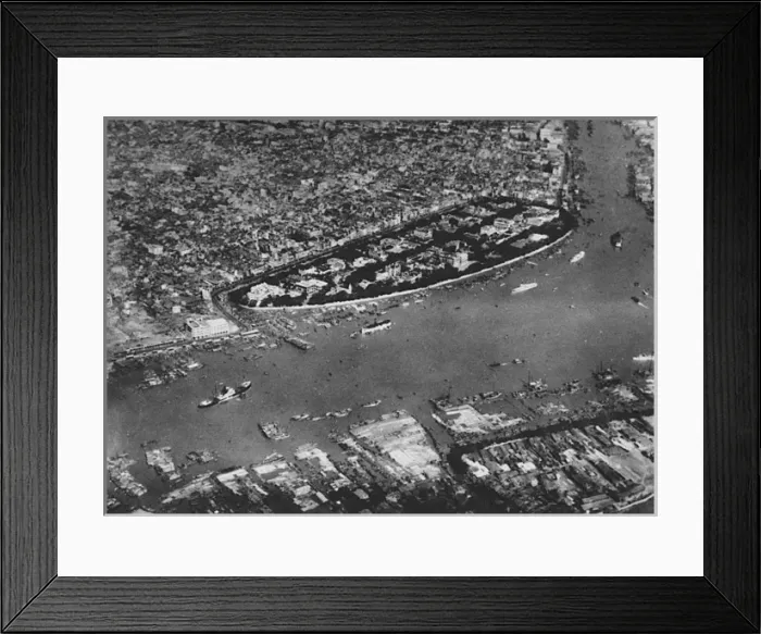 Framed Print : Bomb damage in Shameen and Canton, China, 1938 Framed Print : Bomb damage in Shameen and Canton, China, 1938