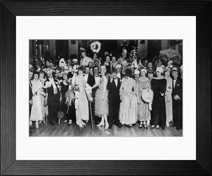 Framed Print : Celebrating the royal wedding at the Hotel Metropole, 1923 Framed Print : Celebrating the royal wedding at the Hotel Metropole, 1923