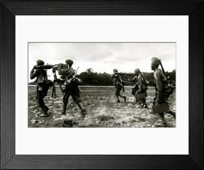 Framed Print : WW1 - Indian Machine Gun Crews in France Framed Print : WW1 - Indian Machine Gun Crews in France