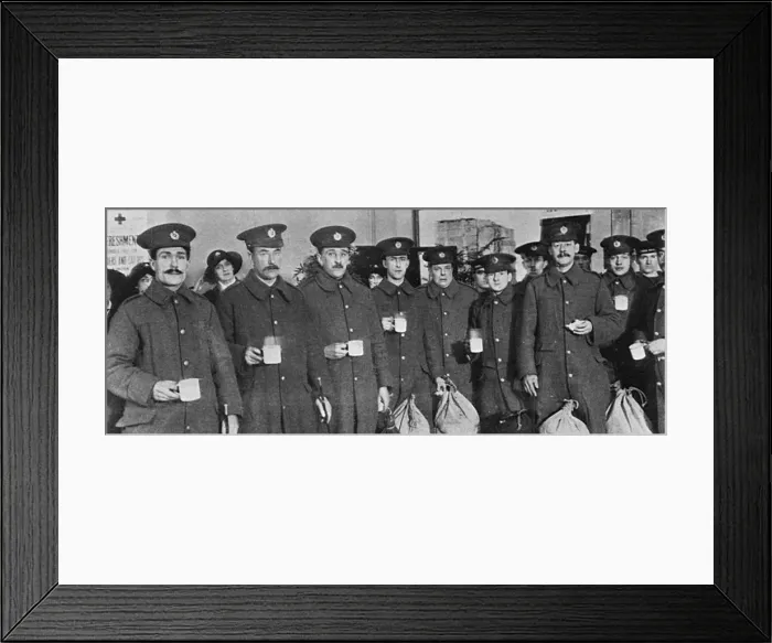 Framed Print : Soldiers enjoying the free buffet at Victoria station, WW1 Framed Print : Soldiers enjoying the free buffet at Victoria station, WW1