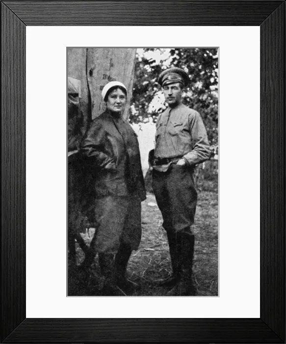 Framed Print : Mr Scotland Liddell, Sphere correspondent on Russian Front Framed Print : Mr Scotland Liddell, Sphere correspondent on Russian Front