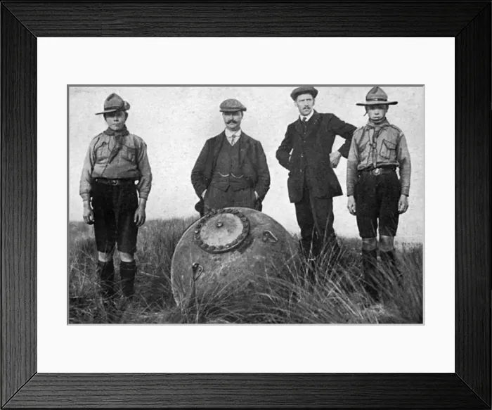 Framed Print : Mine washed up on Suffolk coast, WW1 Framed Print : Mine washed up on Suffolk coast, WW1
