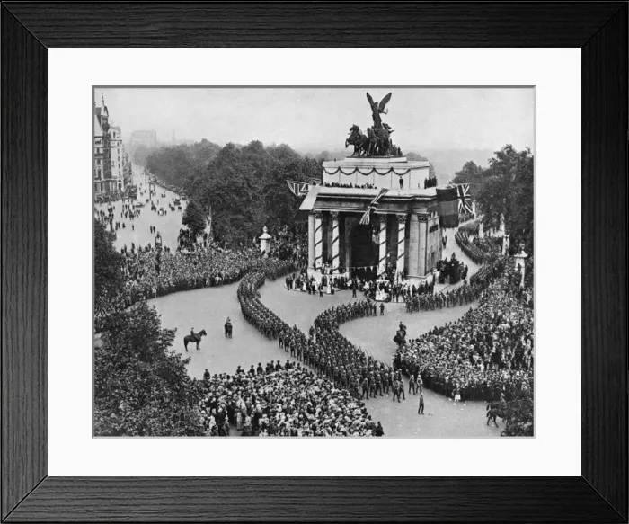 Framed Print : Victory Procession, July 1919 Framed Print : Victory Procession, July 1919